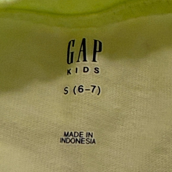 NWOT Gap Kids Graphic Muscle Tank - Picture 3 of 6